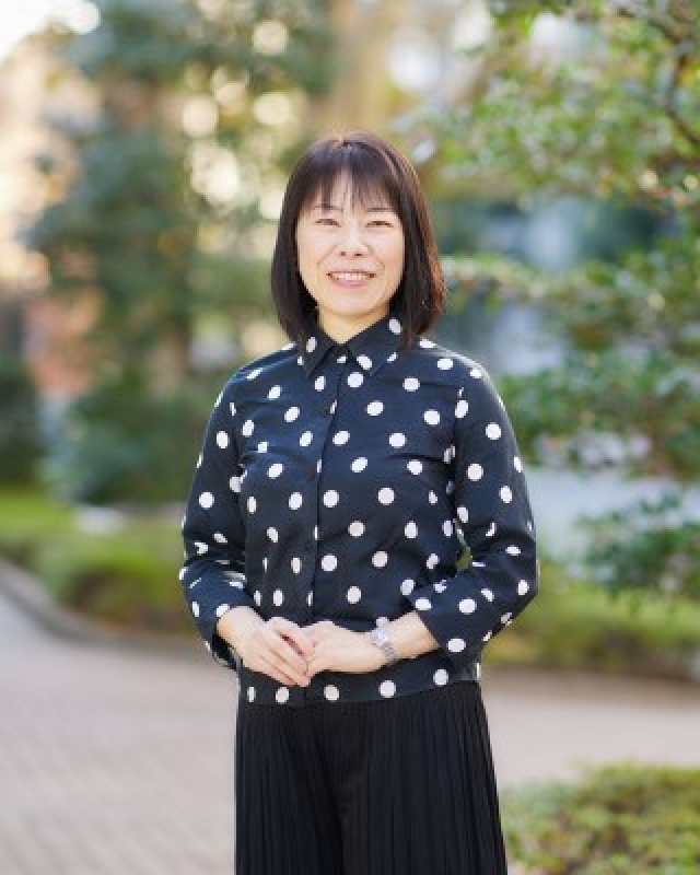 若林 朋子